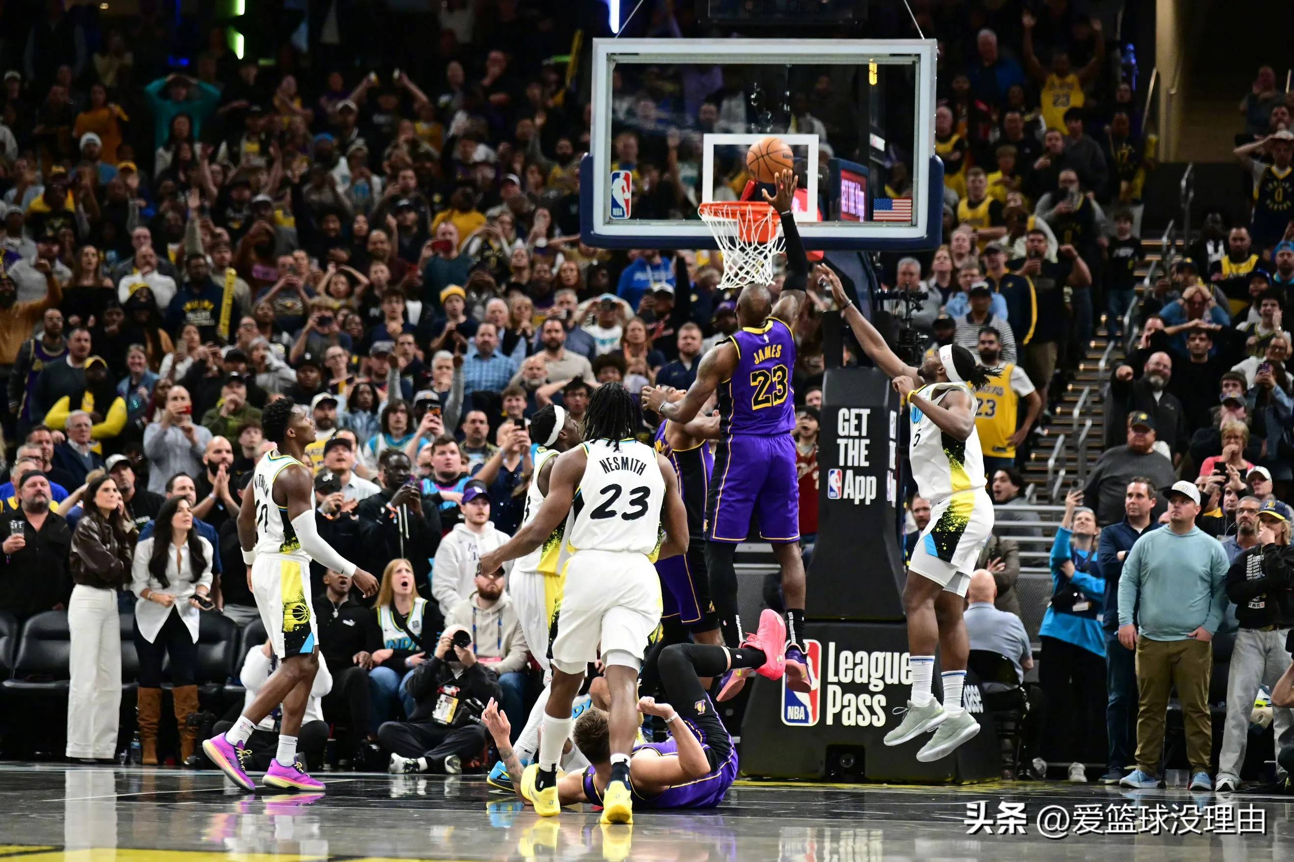 开云体育官方网站-一场充满悬念的篮球对决即将上演