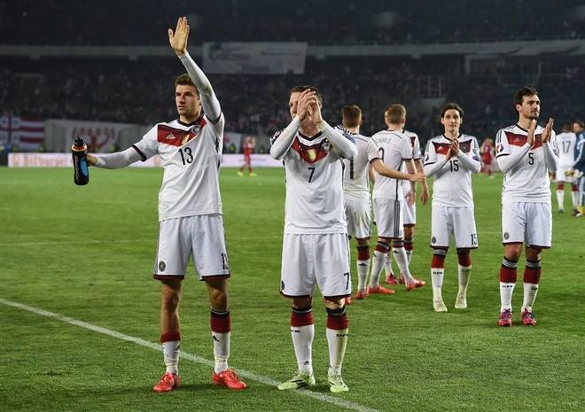 斯洛伐克期待复仇，与马其顿死磕到底，表现亮眼