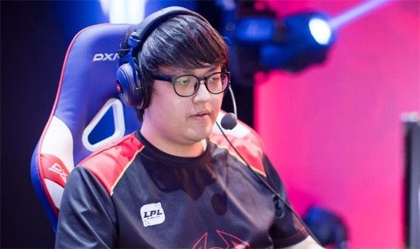 开云体育平台APP-CLG横扫FNC，Scout线上压制力十足焦点之战成都决赛之夜，锁定晋级资格